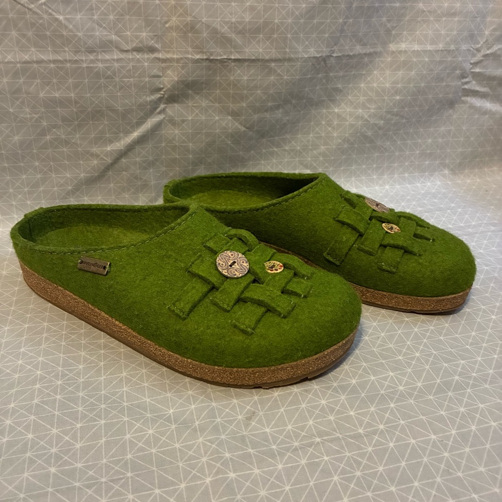 Haflinger Grizzly Kanon Green Wool Button Clogs 42